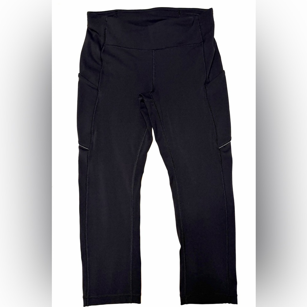 lululemon athletica Black Cropped Leggings